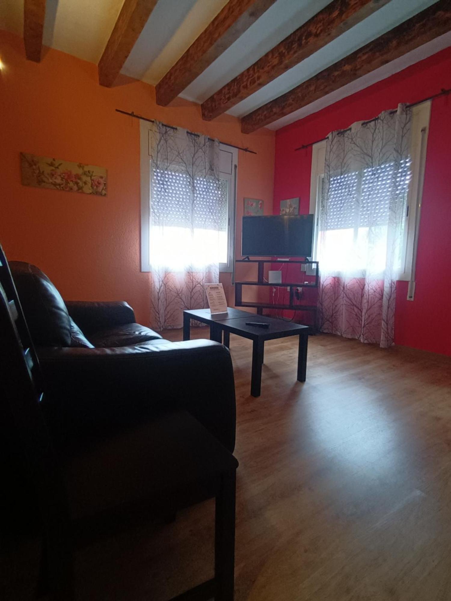 Apartamento Paris Оспиталет де Лобрегат Екстериор снимка