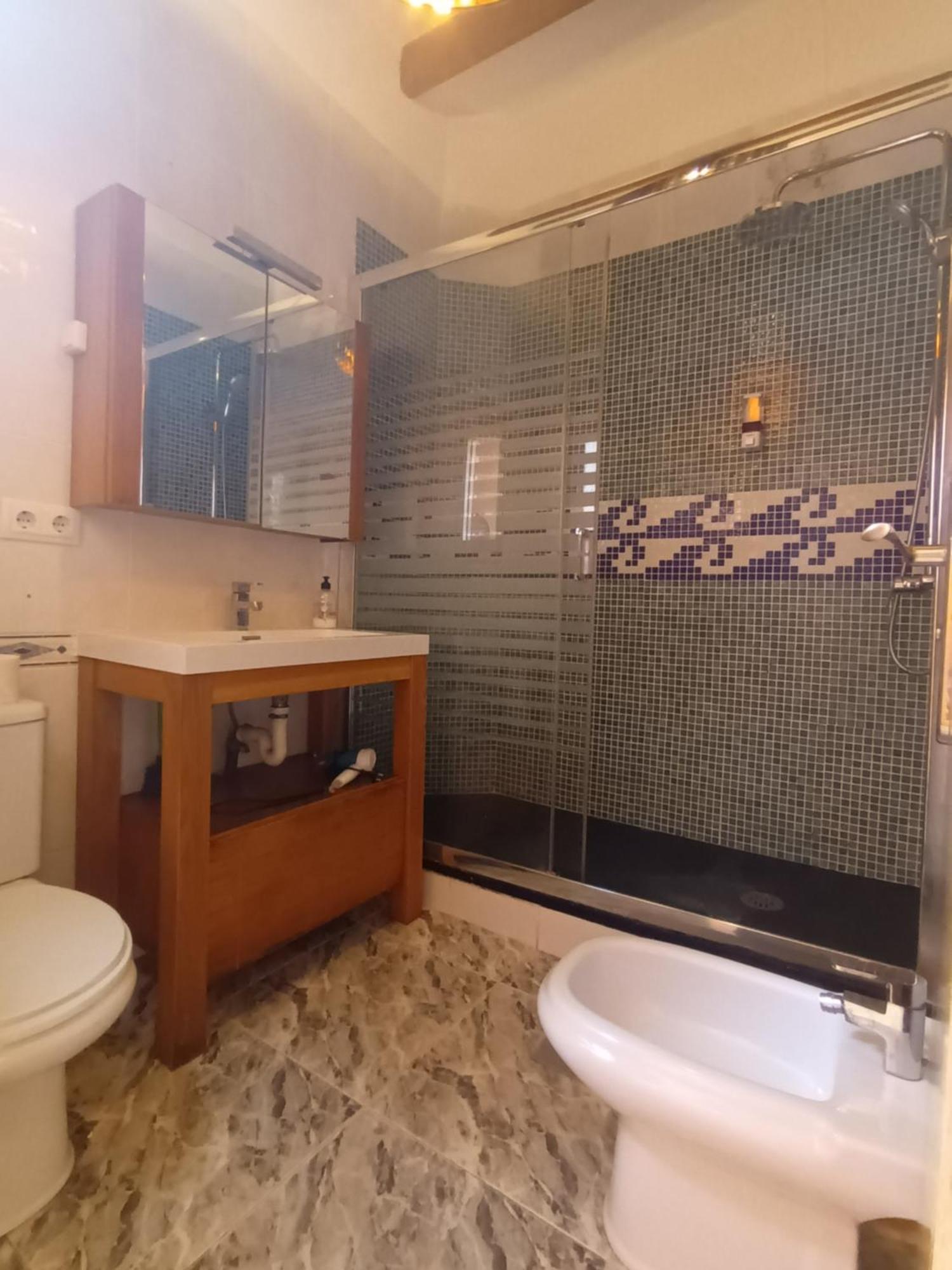 Apartamento Paris Оспиталет де Лобрегат Екстериор снимка